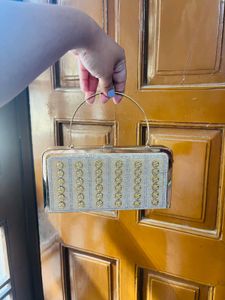 New Clutch With Sling