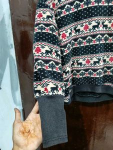 Hoodie with Reindeer i