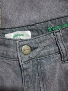 These Are Wide-leg Jeans