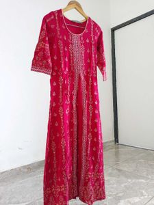 Red &amp; Gold Floral Print Kurti