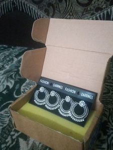 Earing Set Of 2