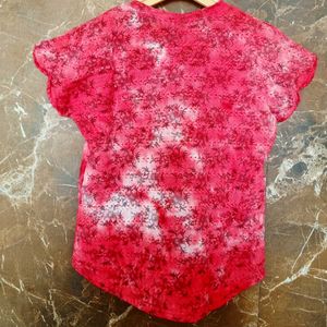 Red-pink &#39;Meow&#39; Graphic Tee