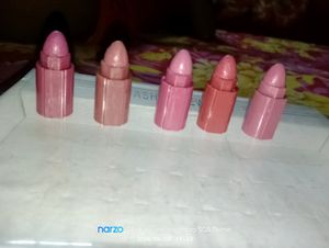 5 in 1 Nude Lipstick 💄