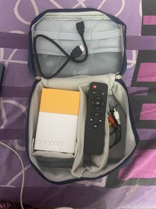 Led HD Projector With All The Cables And Back Pack
