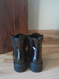 Black Boots