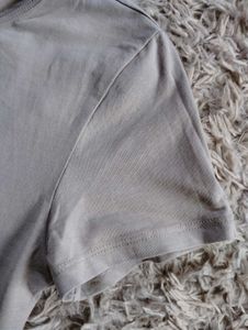 Fitted H&amp;M T-shirt