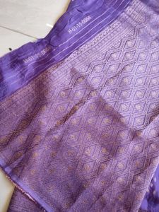 Weaving mistake Pure Dola banaras
