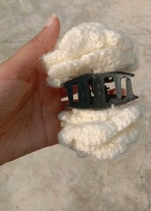 Crochet Flower Hair Clip. Handmade.