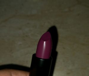 Lakme Cushion Matt Lipstick - CM5 Purple Diamond New With Tag