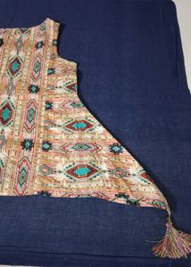 Colourful short top with tassels