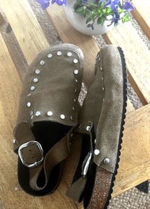 Zara suede Clogs size 36