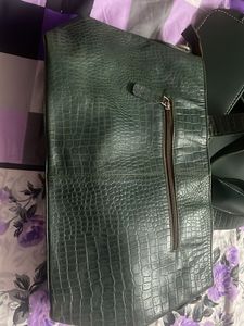 Vintage Green Croc Embossed Leather Shoulder Bag