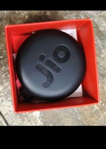 JioFi 6 JMR1040 Wireless WiFi Data Card - Jio