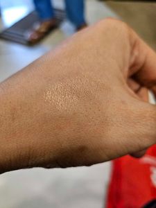 L&#39;OREAL LIQUID GLOW HIGHLIGHTER