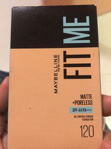 Matte poreless Foundation