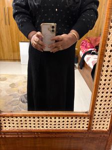 Elegant Black Knit Skirt with sweater