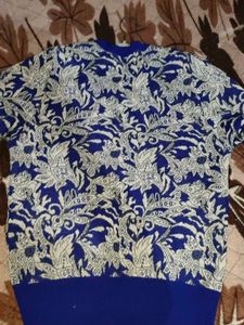 Sweater - Blue And While Printing Cozy &amp; Warm