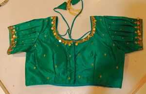 New Padded Sea Morpankhi CLR Blouse