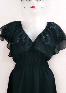 Chic Black Dress
