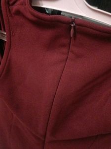 Chic Maroon Bodycon Dress