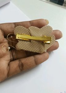 Pearl Butterfly Hair Clip