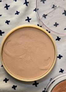 Compact powder &amp; Bronzer