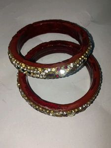 Elegant Bangle Set