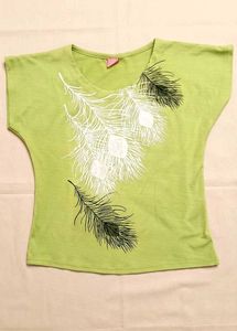 Green Feather Print T-Shirt