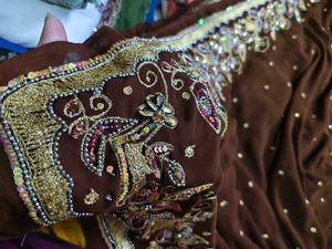 aari tari work saree just buy it very beautiful 😍