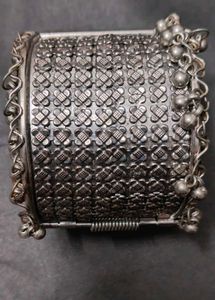 Vintage Silver Tone Bangle Bracelet