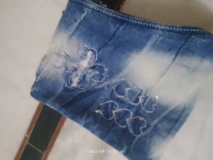 Girls Blue Jeans Size 34.. Age 7to 8 Years Girls