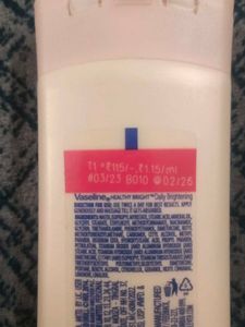 Vaseline Body Lotion With Triple Sunscreens