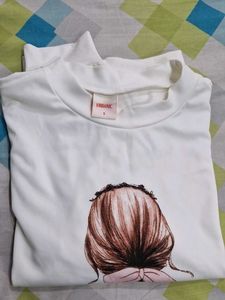 White Graphic Print Sweatshirt