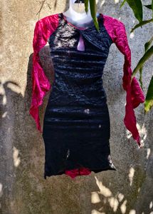 DAMM GORGEOUS BODYCON