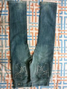 Thinking Casual Jeans