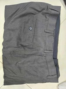 Orignal Park Avenue Vanheusen Trousers(Pack Of 6)