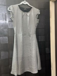 Chic Black &amp; White Patterned Dress