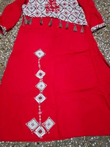 Beautiful Work Kurti