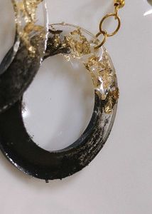 Resin Earing.
