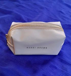 Bobby Brown Pouch