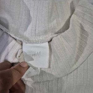 H&amp;M Workout Tshirt / Crop Top