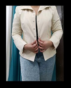 Jacket / Short Coat / Blazer