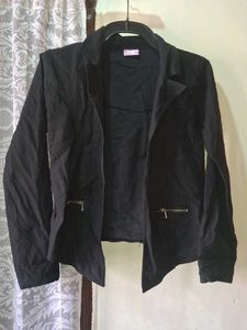 Chic Black Blazer