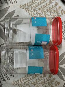 4 Empty Containers