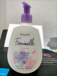 Oriflame Feminelle Teens Gentle Intimate Wash