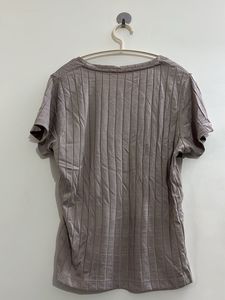 Ribbed V-Neck Tee