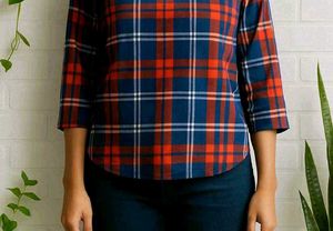 Plaid 3/4 Sleeve Top