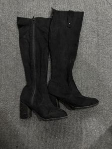 Black Knee Length Boots