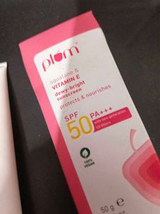 plum combo face wash and sunscreen