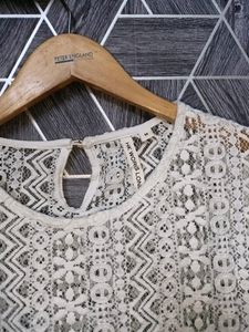 Whiteee Crochet Top